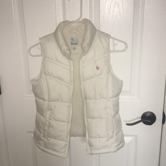 white vest - Picture 1 of 3